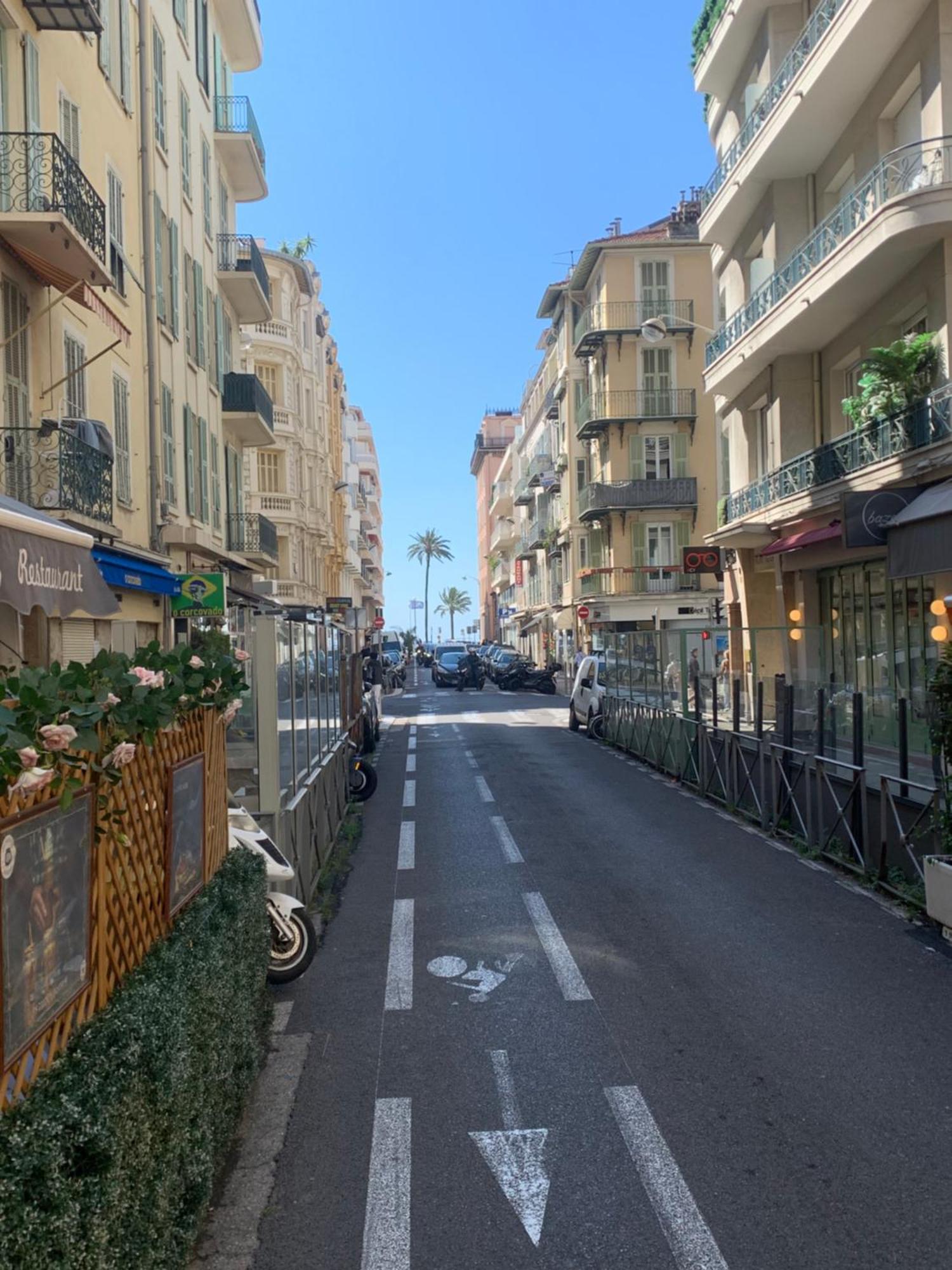 Au Carre D Or A 1 Minute De La Appartement